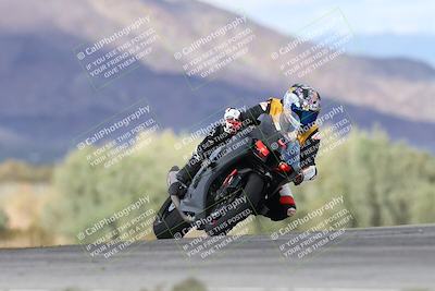 media/Nov-16-2025-Race Pace (Sun) [[8c5fa54630]]/Non Verified Riders (1st 20 Minutes)/7-Turn 9 Entry (210pm)/